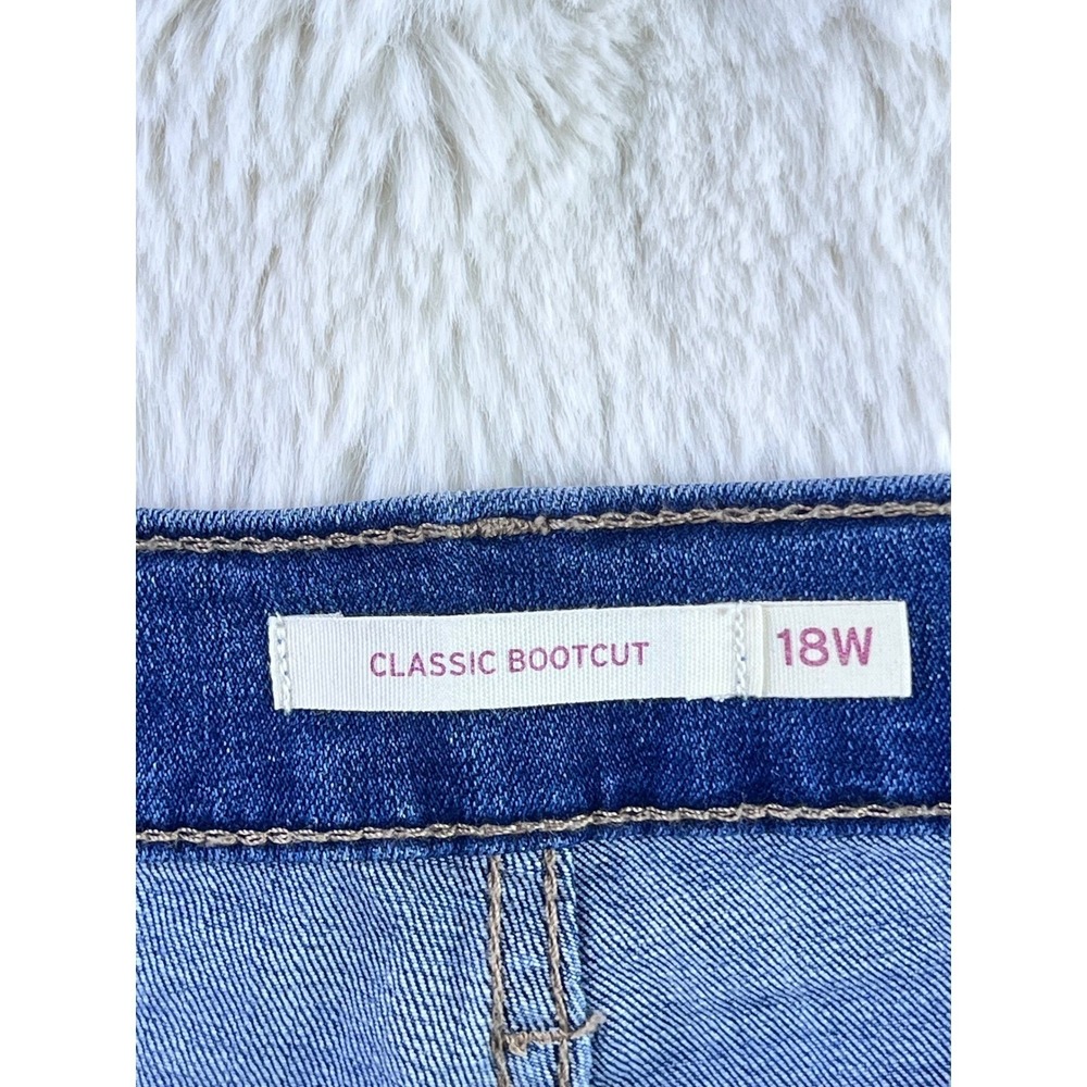 Levis Classic Bootcut Jeans Womens 18W S Blue Denim Medium Wash 23649. A21 - Picture 6 of 11